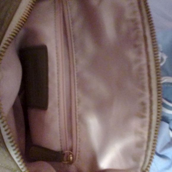 Coach purse - Picture 6 of 7